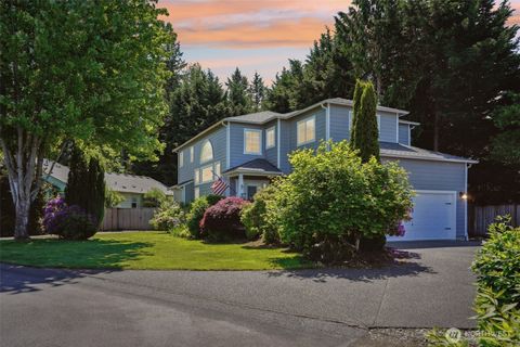 8712 177th Street E Puyallup WA 98375