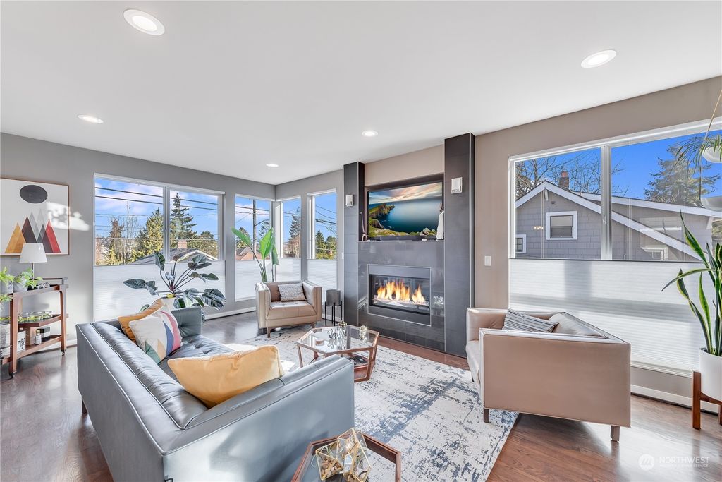 Photo of 6113 32nd Avenue NW, Seattle, WA 98107 (MLS # 2044196)