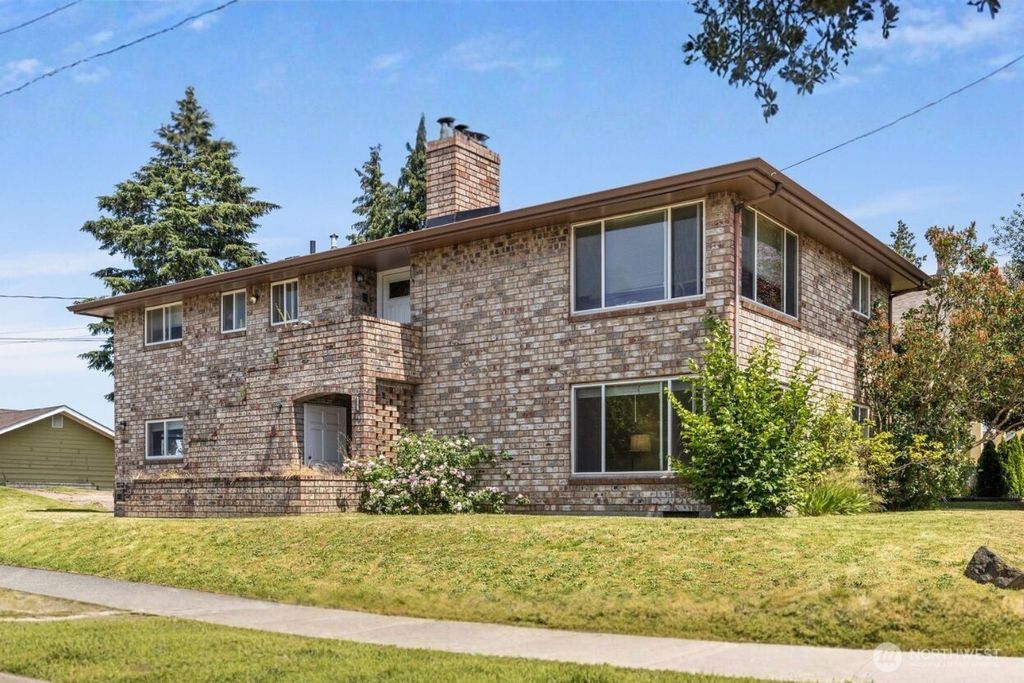 Photo of 3341 S Alaska Street, Tacoma, WA 98418 (MLS # 2490638)