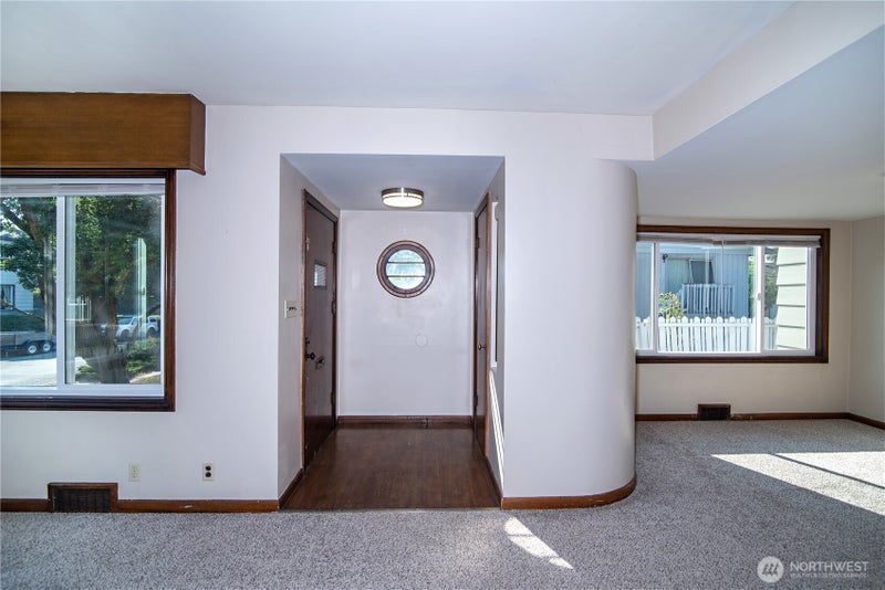 203 N Walnut Street