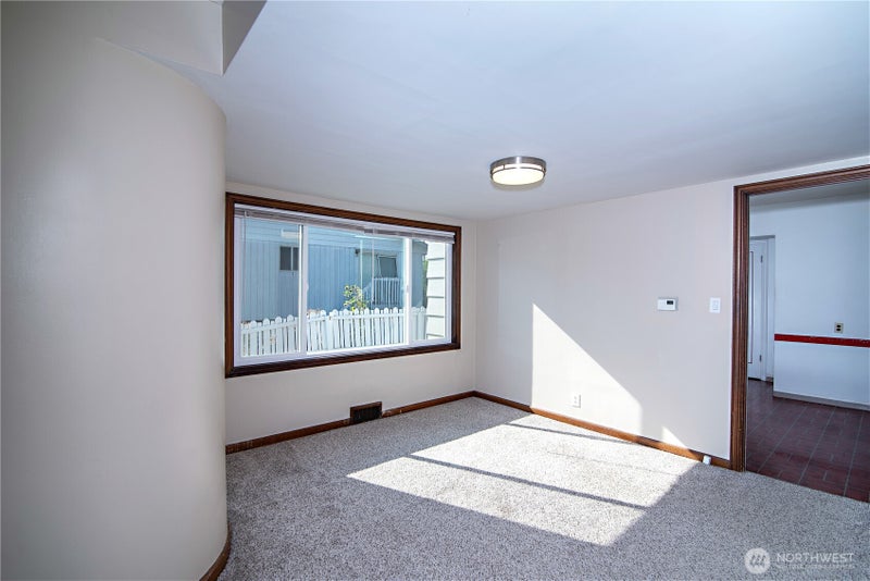 203 N Walnut Street