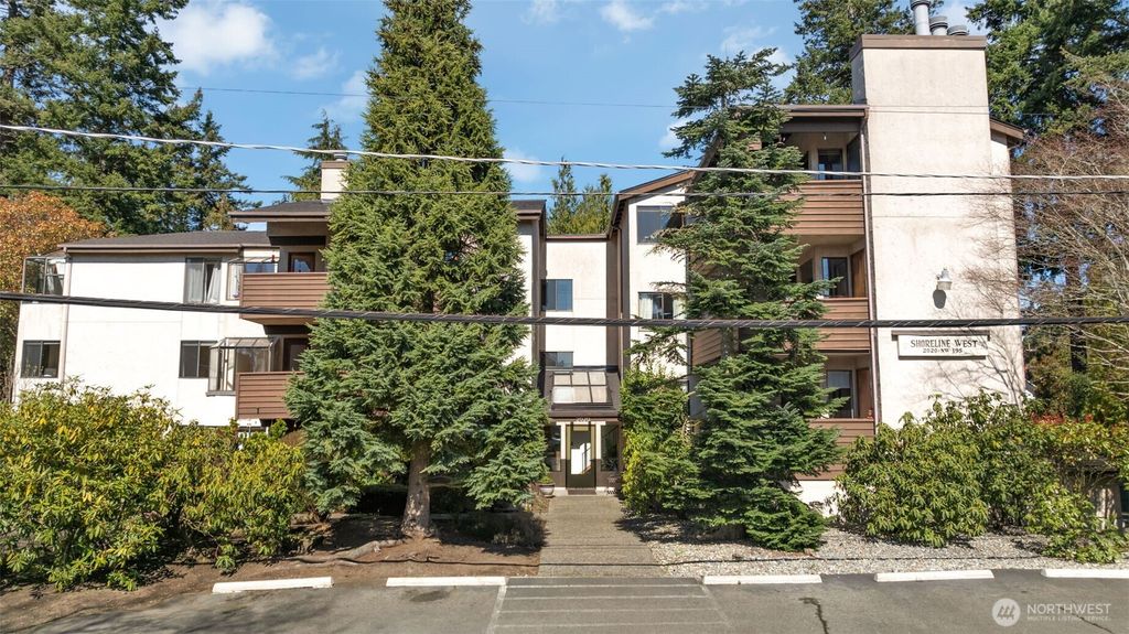 Photo of 2020 NW 195th Street #202, Shoreline, WA 98177 (MLS # 2350040)