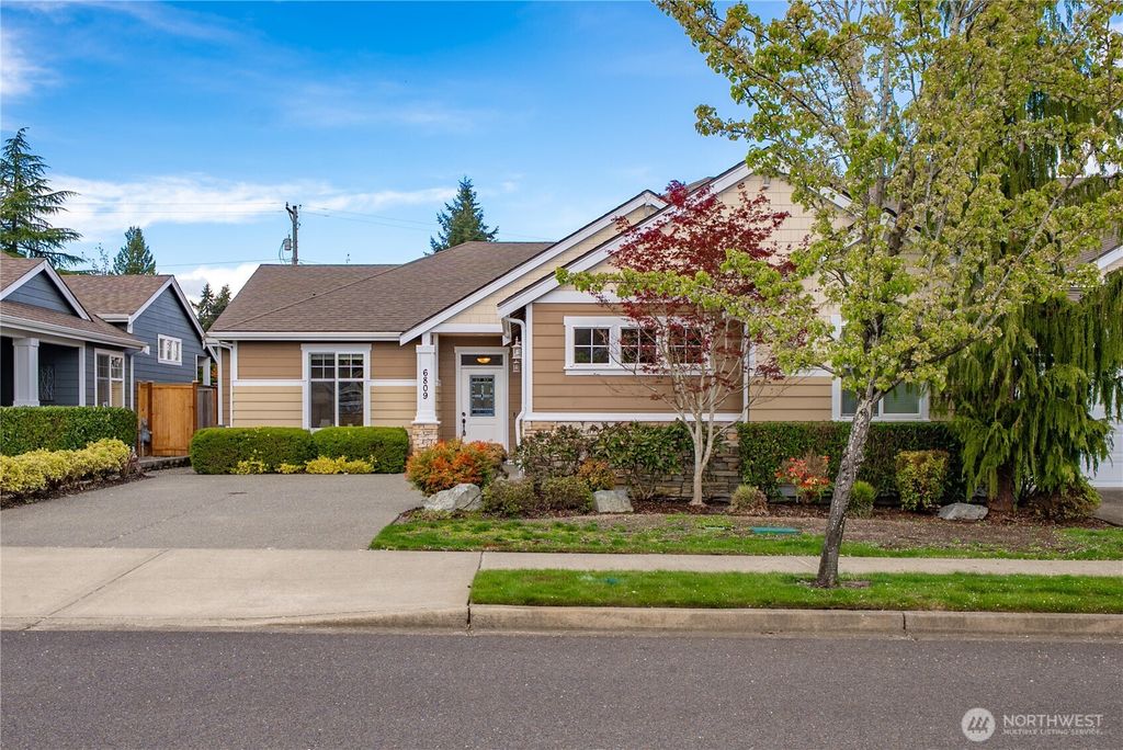 Photo of 6809 Boulders Way W, University Place, WA 98466 (MLS # 2509393)