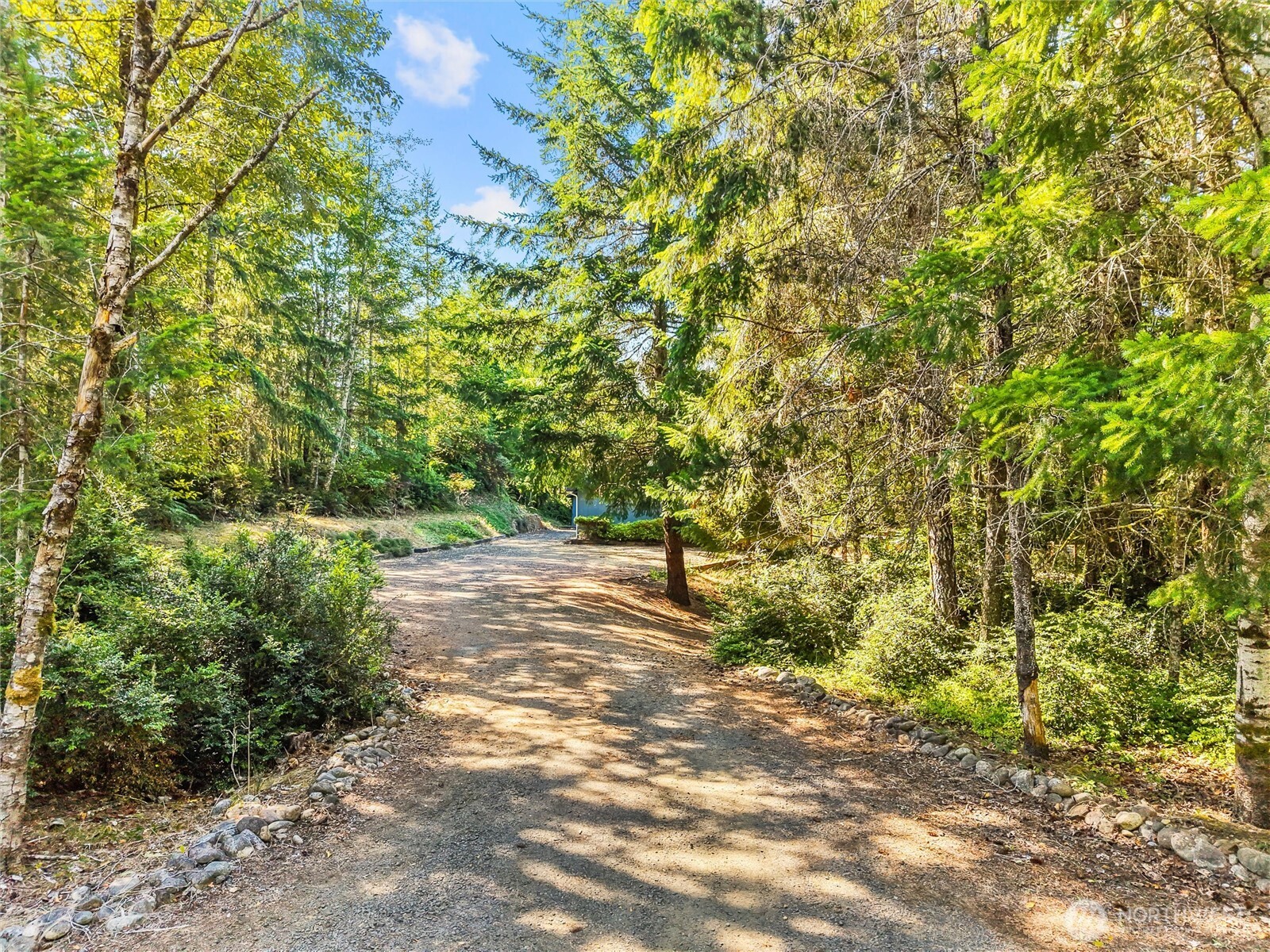 1571 NE Bear Ridge Road