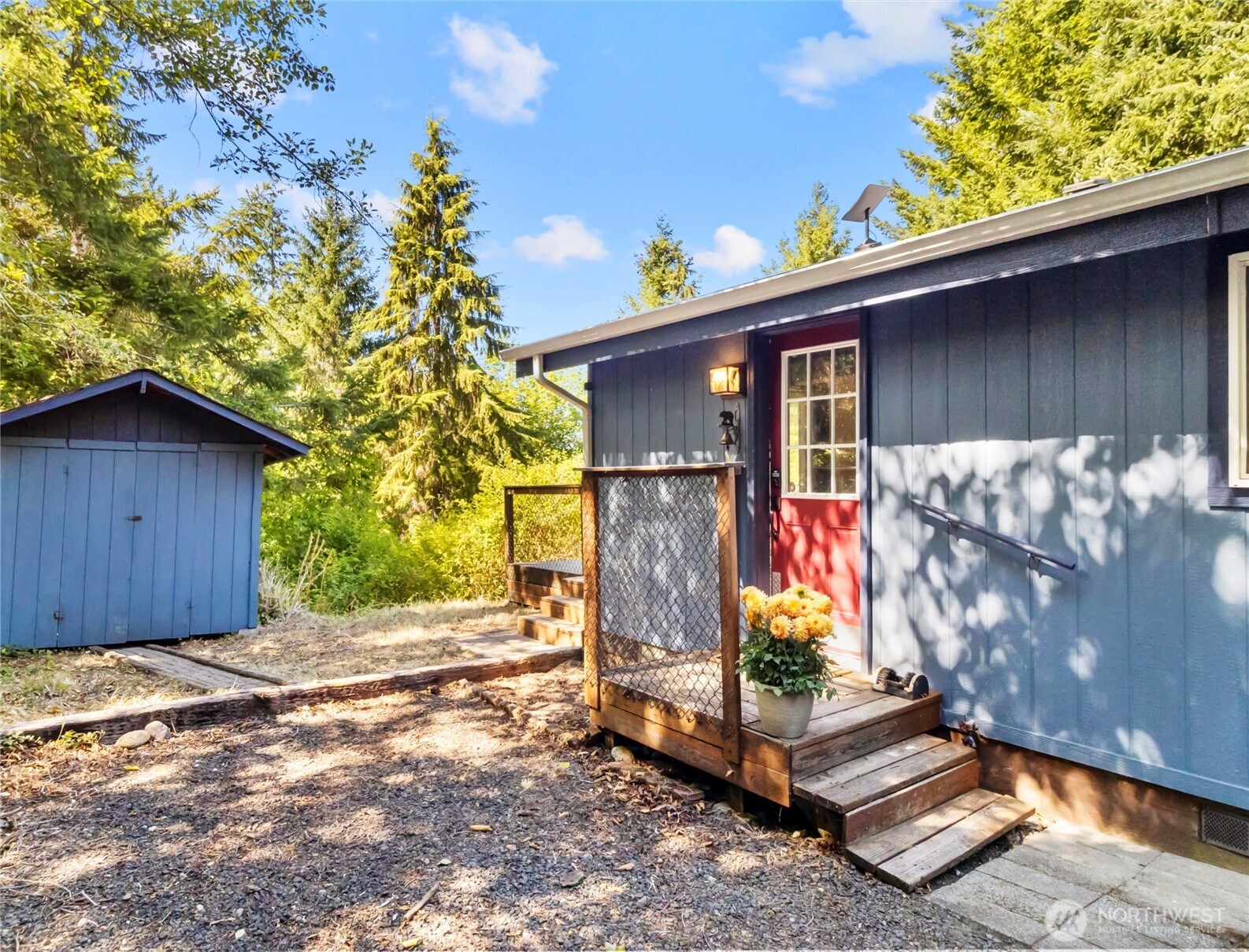 1571 NE Bear Ridge Road