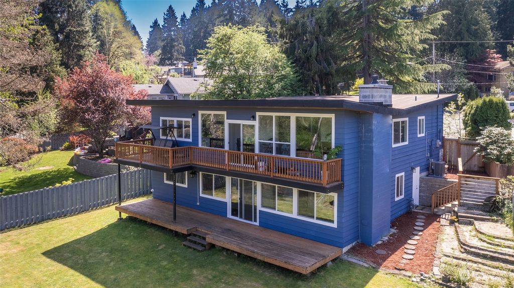 Photo of 1406 153rd Place SE, Bellevue, WA 98007 (MLS # 2207814)