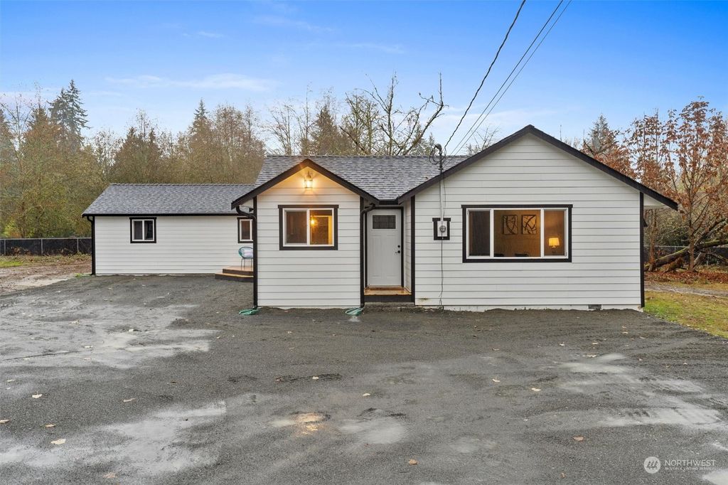 Photo of 13919 84th Street NE, Lake Stevens, WA 98258 (MLS # 2014943)