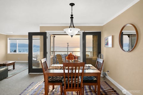 Photo of 424 14th Street #403, Bellingham, WA 98225 (MLS # 2573952)