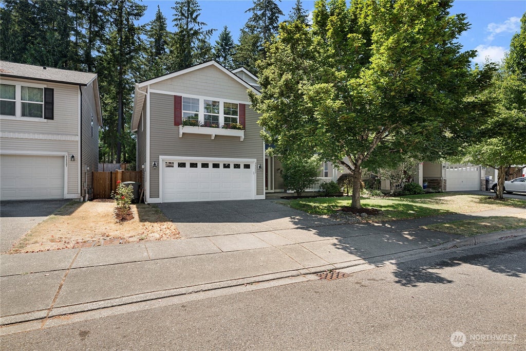 Photo of 24233 237th Way SE, Maple Valley, WA 98038 (MLS # 2535658)