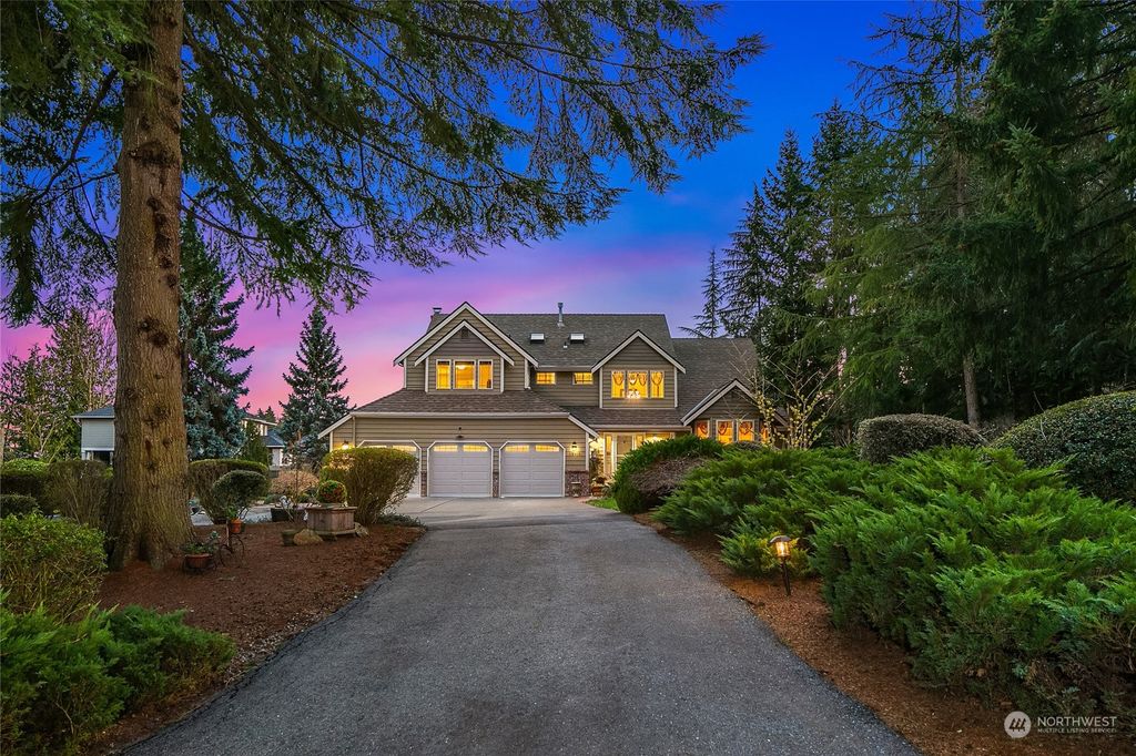 Photo of 12915 SE 212th Street, Kent, WA 98031 (MLS # 2038990)
