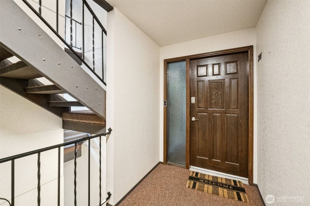 Photo of 17918 23rd Lane NE #F201, Shoreline, WA 98155 (MLS # 2471144)