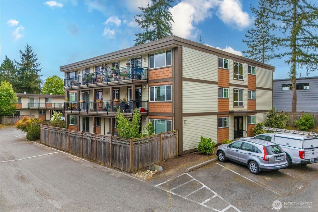 Photo of 7503 212th Street SW #B102, Edmonds, WA 98026 (MLS # 2491636)