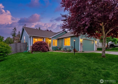 Photo of 1613 197th Street Ct E, Spanaway, WA 98387 (MLS # 2546018)