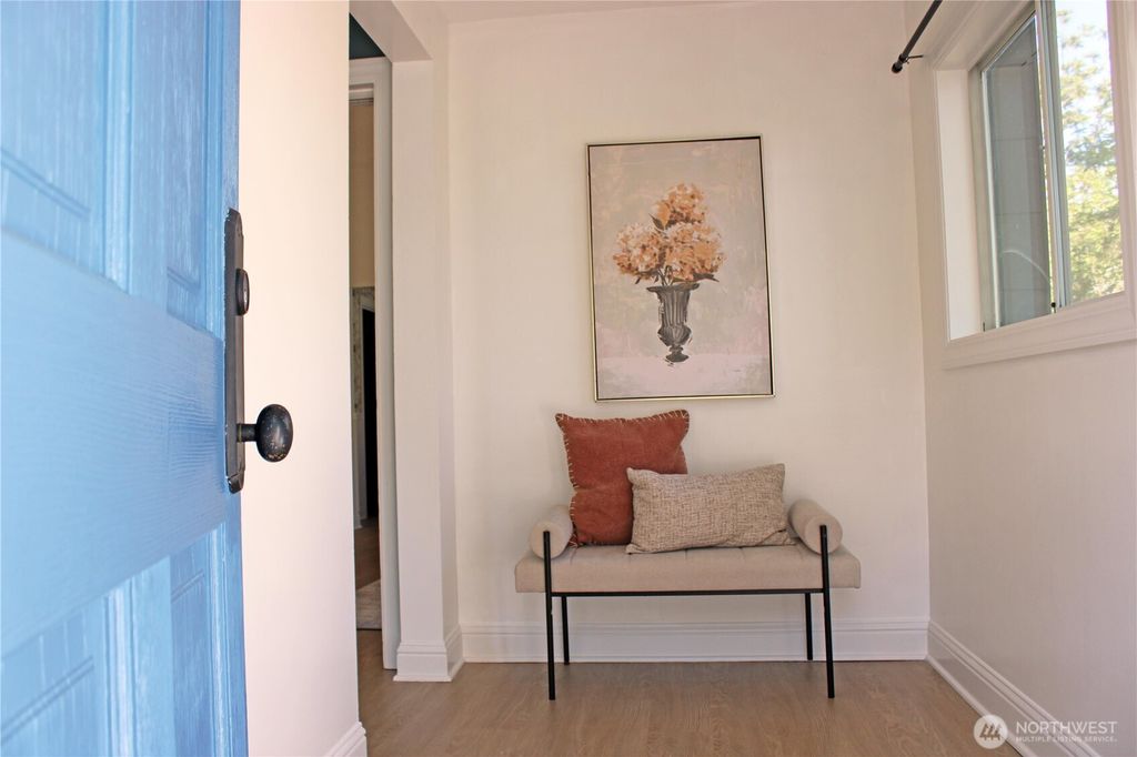 Photo of 2208 E John St St, Seattle, WA 98112 (MLS # 2364727)