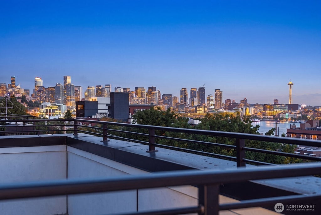 Photo of 2334 Franklin Avenue E #E, Seattle, WA 98102 (MLS # 2577701)