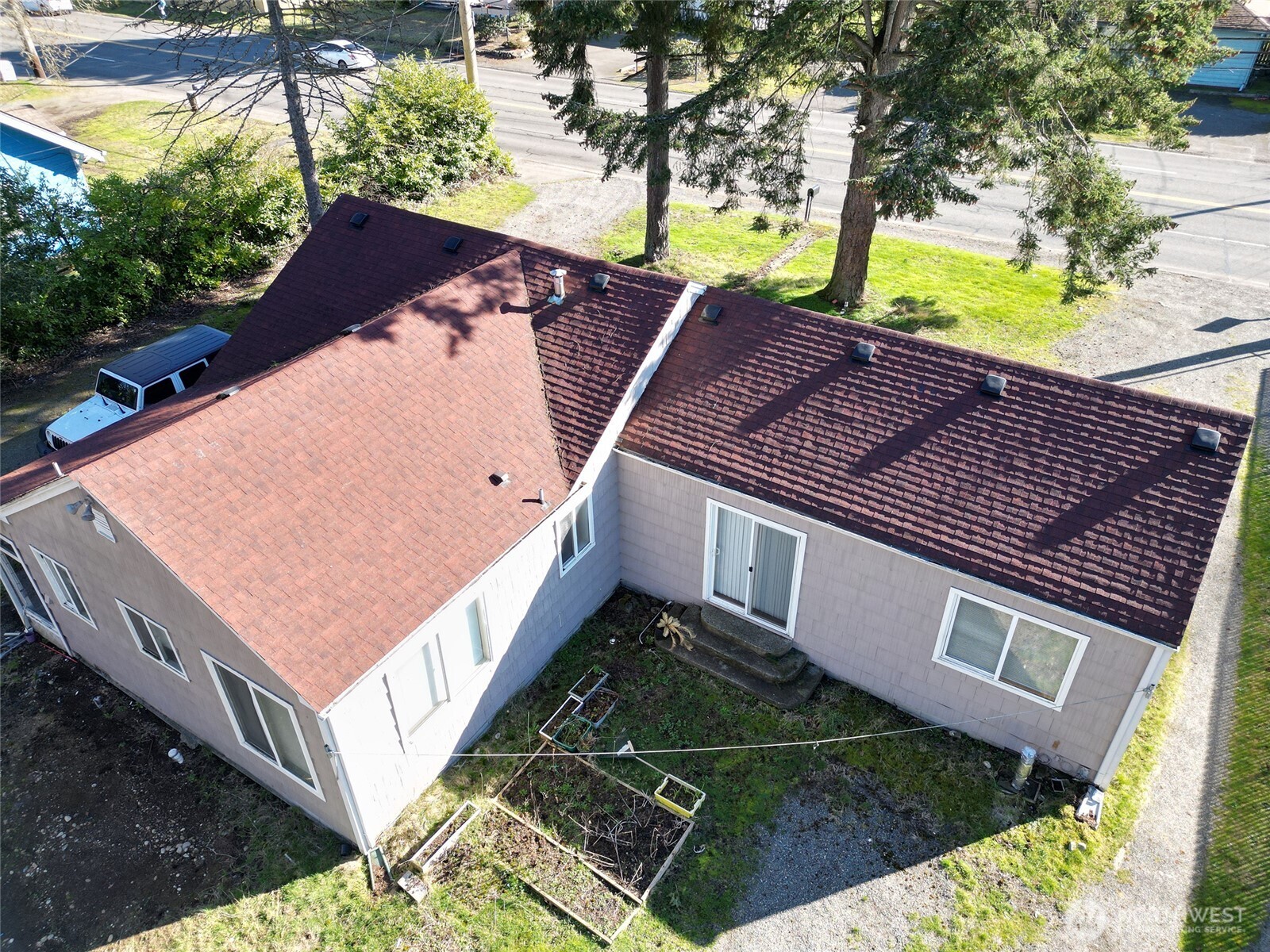6517 Steilacoom Boulevard SW