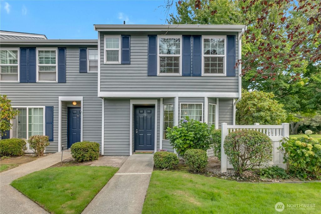 Photo of 5912 S 238th Court #B5, Kent, WA 98032 (MLS # 2430424)