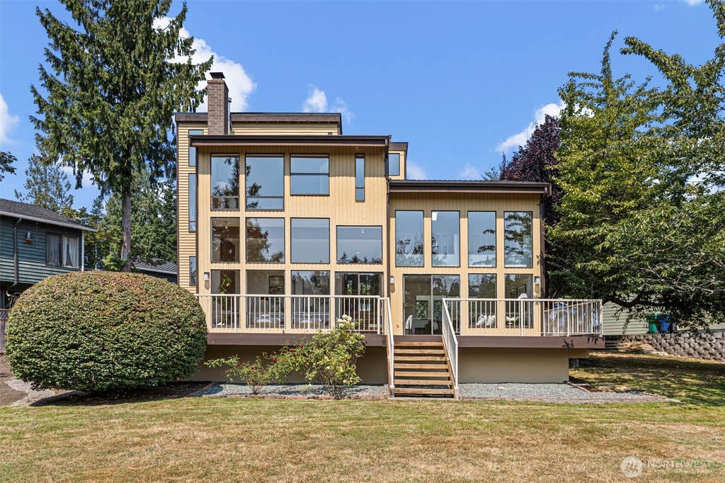 Photo of 3202 102nd Place SE, Everett, WA 98208 (MLS # 2570115)