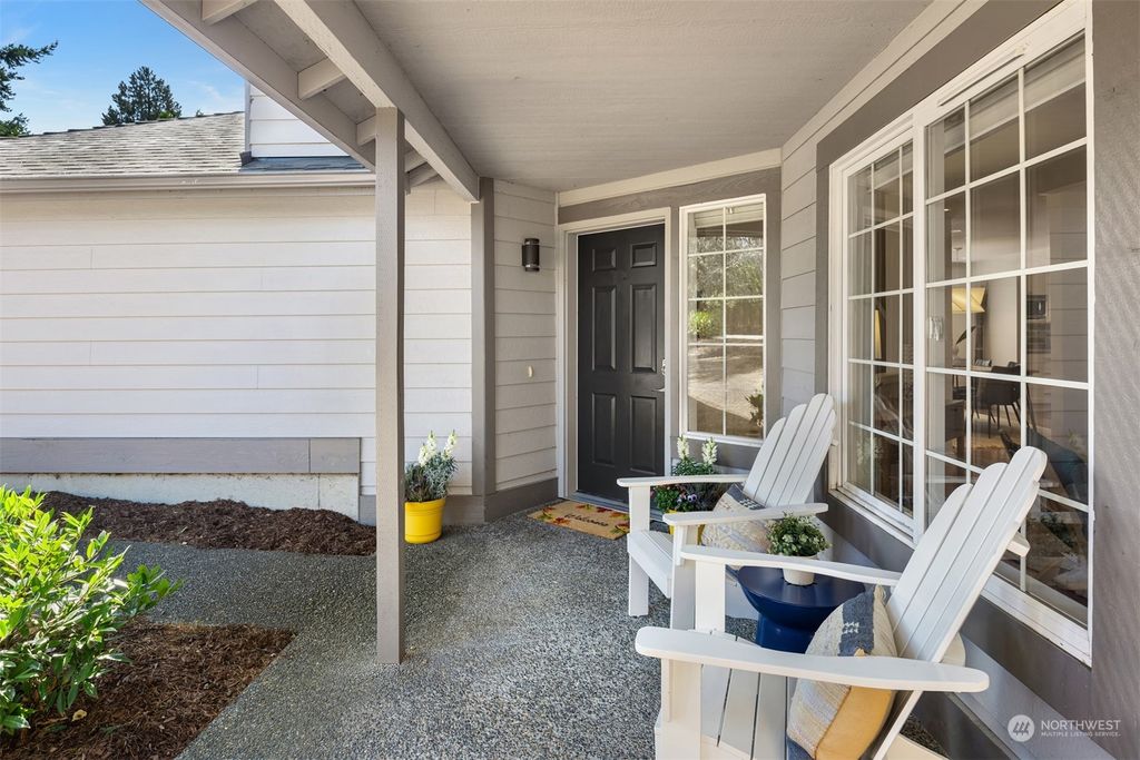 Photo of 14029 37th Avenue NE, Seattle, WA 98125 (MLS # 2160539)