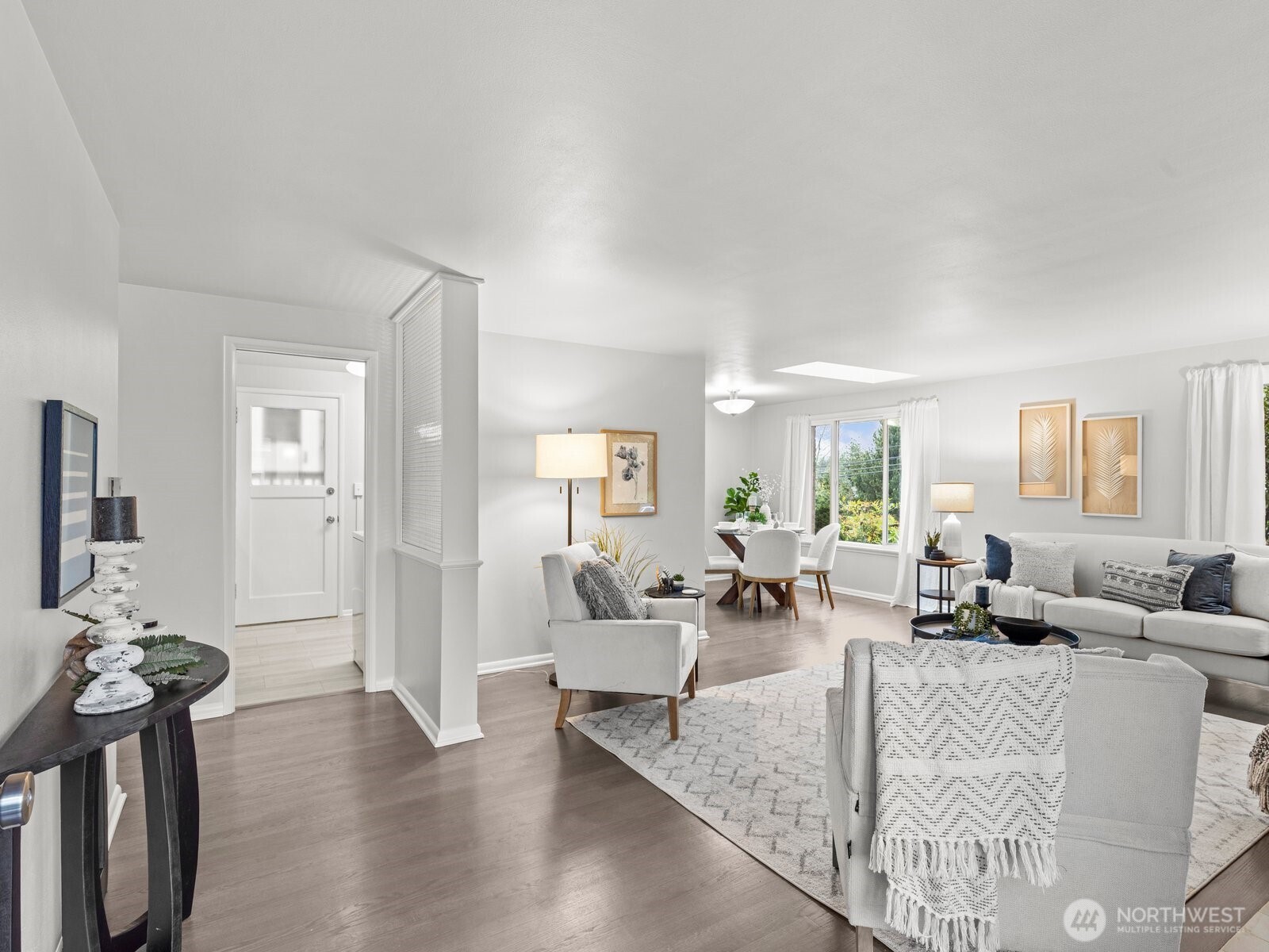 7821 Meridian Avenue N