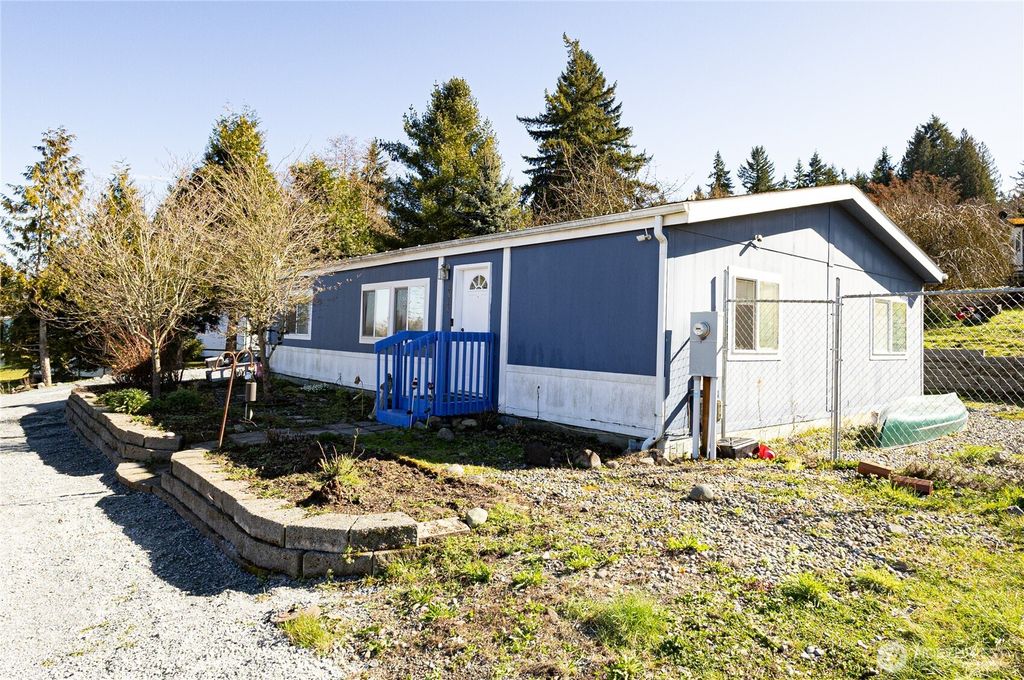 Photo of 9928 237th Street Ct E, Graham, WA 98338 (MLS # 2489417)