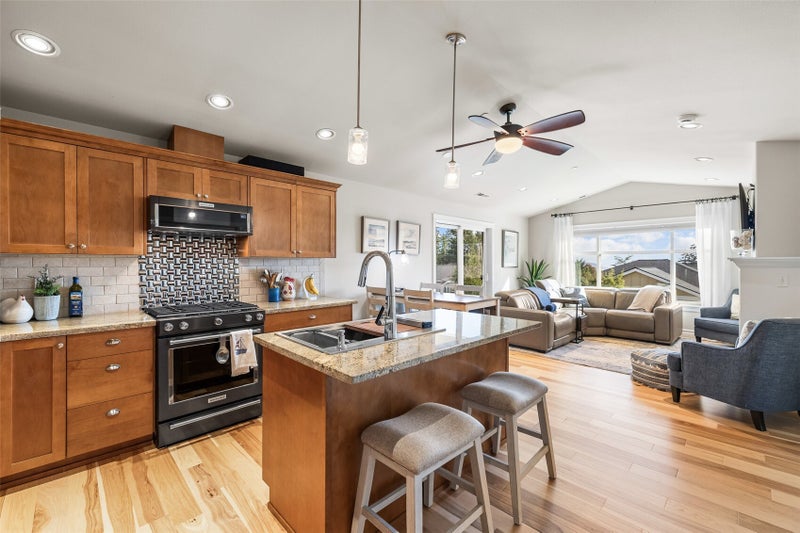 6441 Hunt Highlands Loop