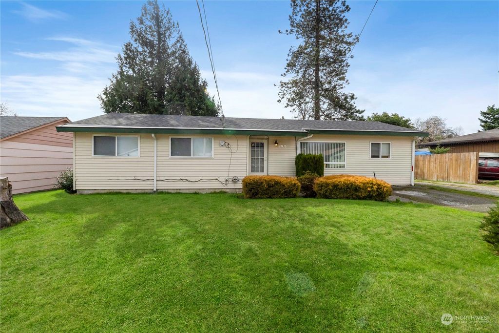 Photo of 11801 SE 157th Street, Renton, WA 98058 (MLS # 2209836)