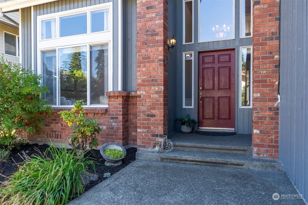 Photo of 37312 22nd Avenue S, Federal Way, WA 98003 (MLS # 2266753)