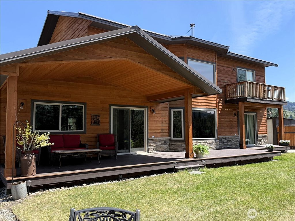 Photo of 8 Julian Bay RD, Republic, WA 99166 (MLS # 2527161)