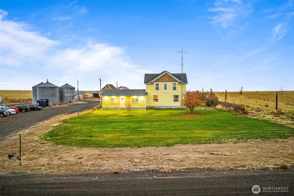 Photo of 529 E Urquhart Road, Ritzville, WA 99169 (MLS # 2455403)