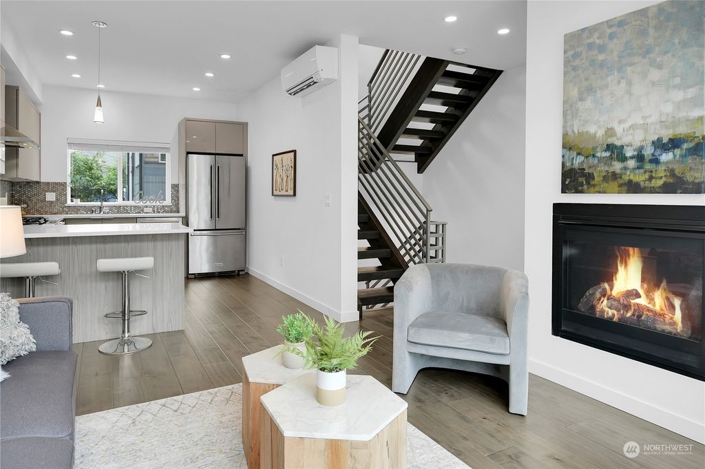Photo of 1818 S State Street, Seattle, WA 98144 (MLS # 2245441)