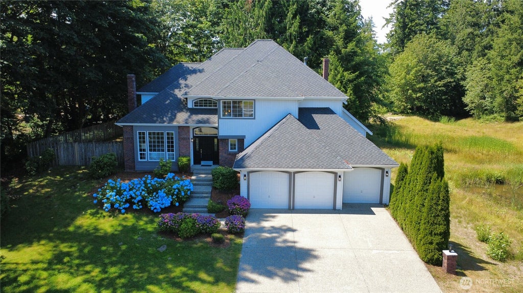 Photo of 7229 245th Way NE, Redmond, WA 98053 (MLS # 2509289)