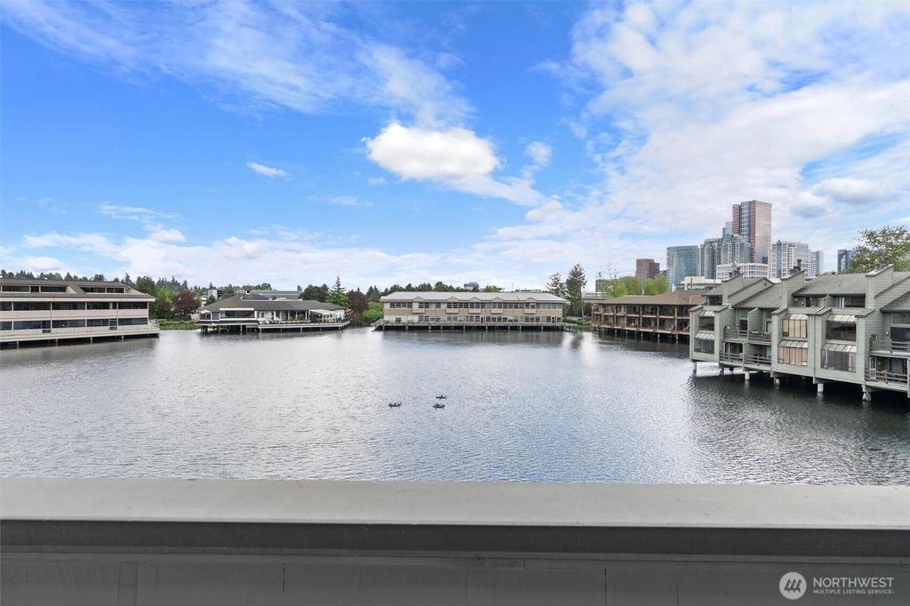 Photo of 4 Lake Bellevue Dr DR #206, Bellevue, WA 98005 (MLS # 2519778)