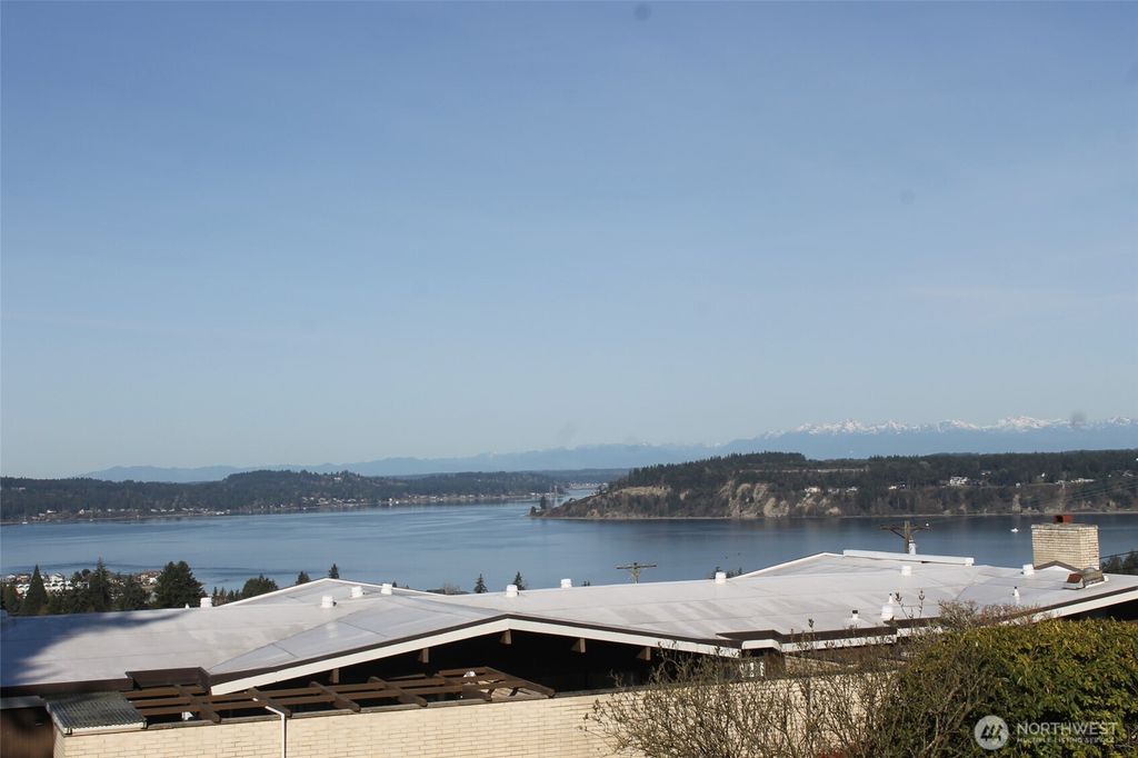 Photo of 7606 19th Street W, Tacoma, WA 98466 (MLS # 2498753)