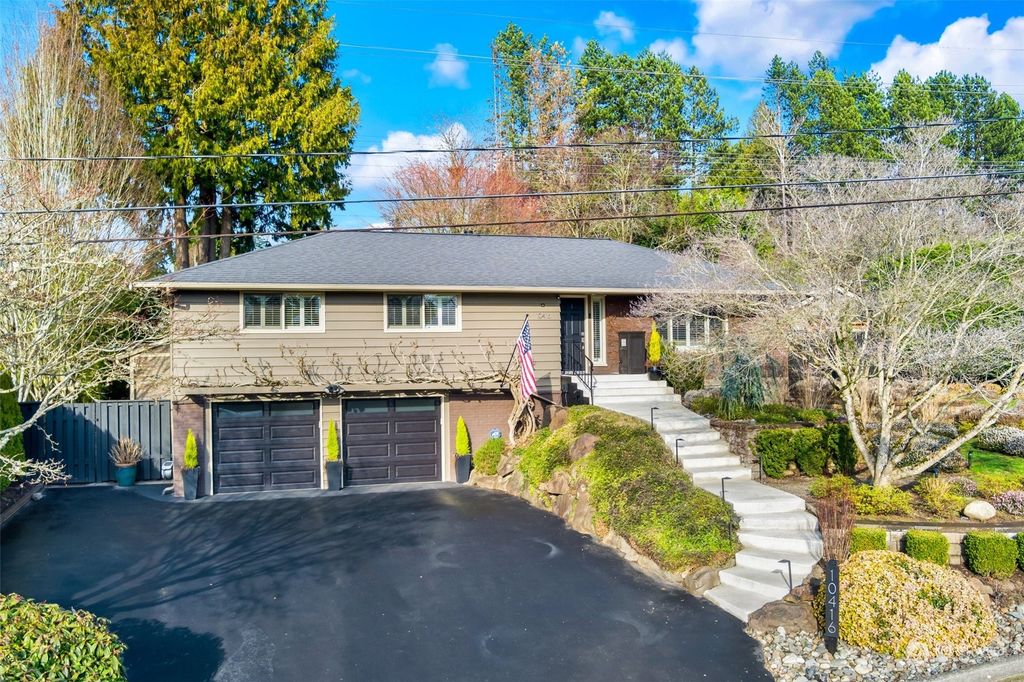Photo of 10416 NE 195th Street, Bothell, WA 98011 (MLS # 2197819)