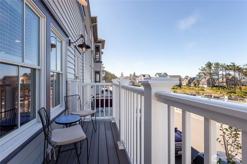 Photo of 203 Market Street #D, Pacific Beach, WA 98571 (MLS # 2498002)