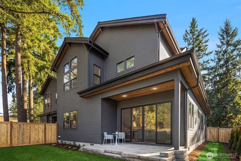 Photo of 15014 SE 22nd Street, Bellevue, WA 98007 (MLS # 2519350)