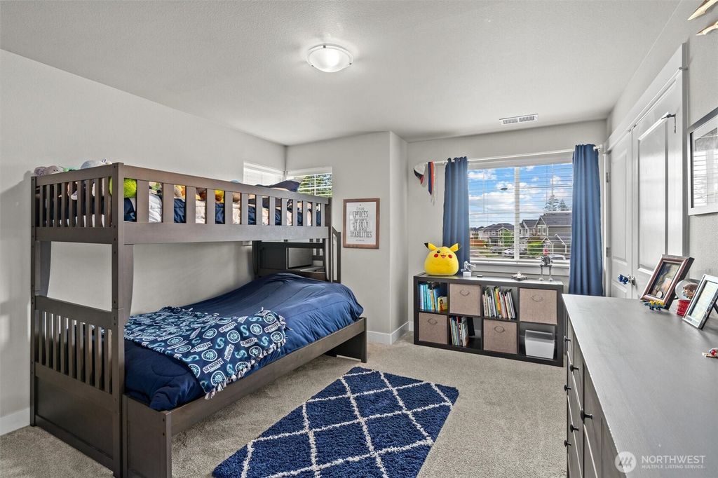 listing image 9361144697799439573