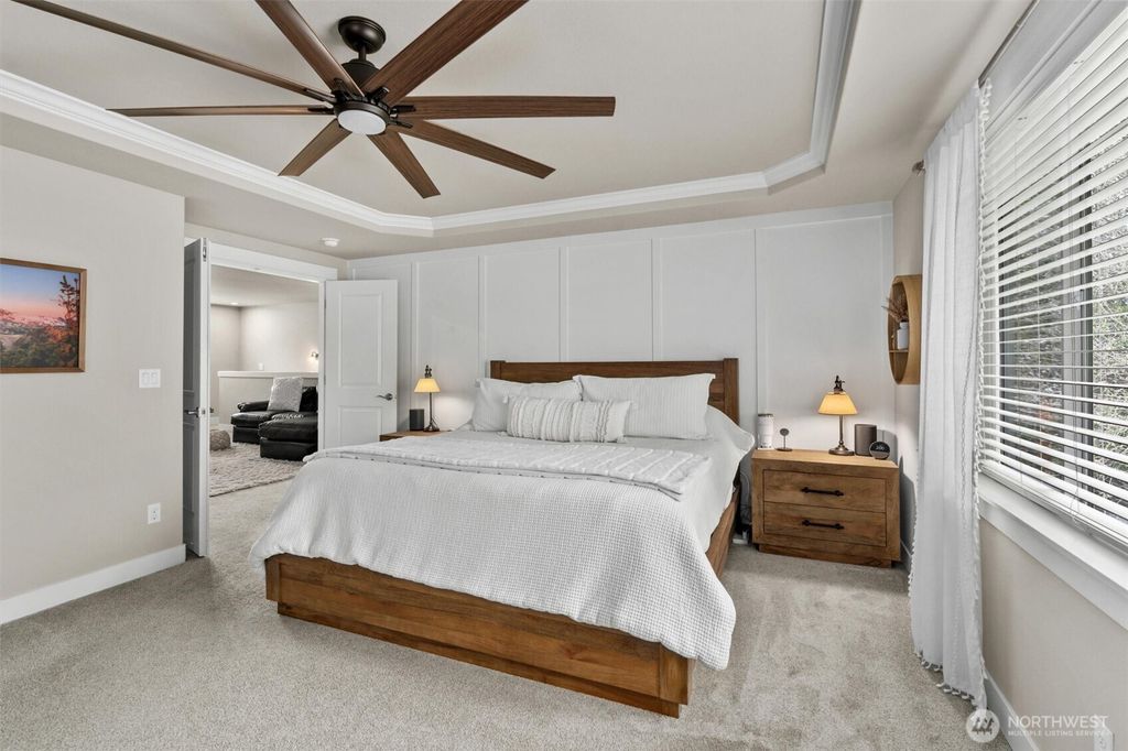 listing image 9363996928050637179