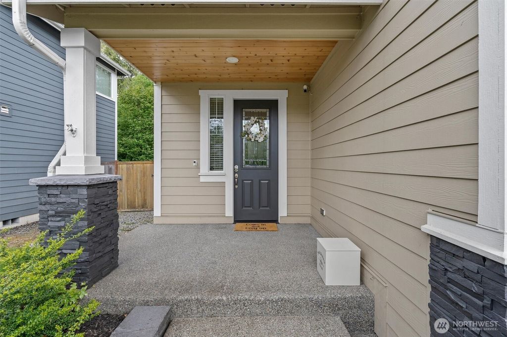 listing image 9366848204130879128