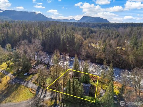 Photo of 32805 SE 310th Street, Ravensdale, WA 98051 (MLS # 2480005)