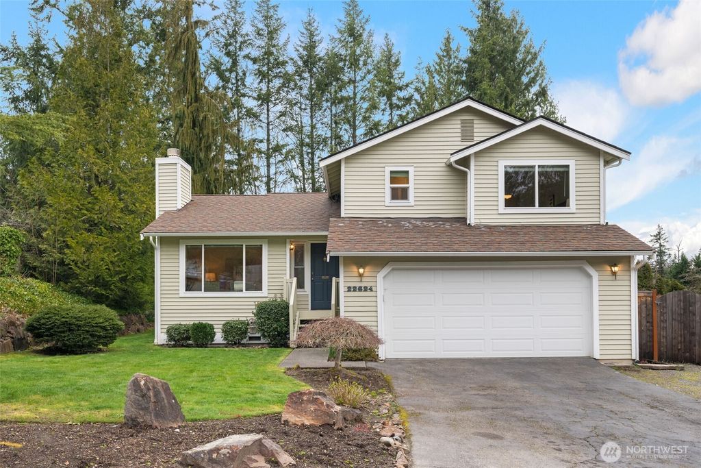 Photo of 22624 NE 14th Place, Sammamish, WA 98074 (MLS # 2344521)