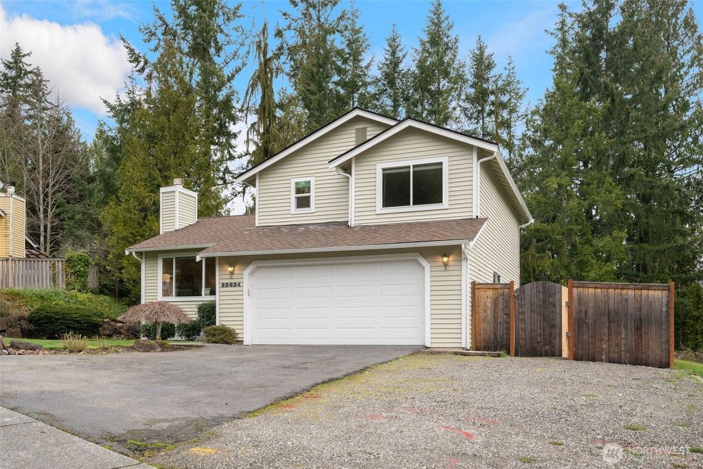 Photo of 22624 NE 14th Place, Sammamish, WA 98074 (MLS # 2344521)