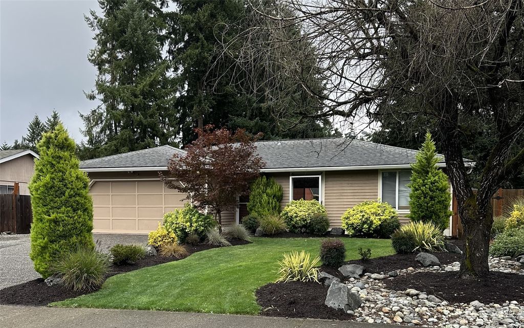 Photo of 26210 191st Place SE, Covington, WA 98042 (MLS # 2166125)