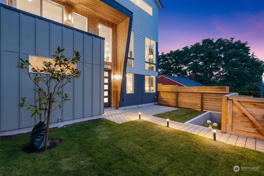 Photo of 744 A N 91st Street, Seattle, WA 98103 (MLS # 2258217)