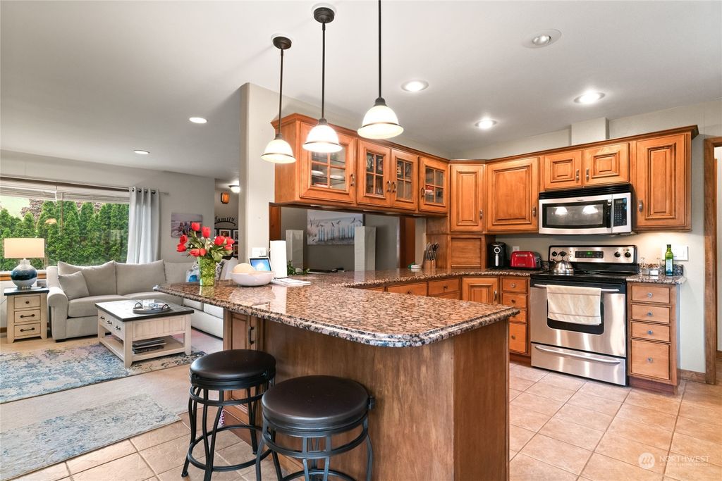 listing image 9363142920073850164