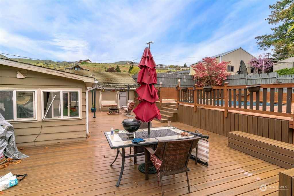 listing image 9364375225635157721