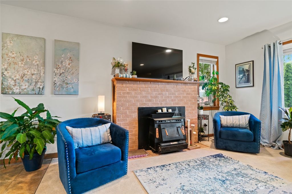 listing image 9368230530230508359