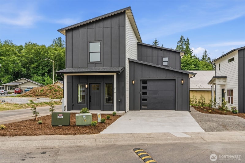 210 Glengate Street