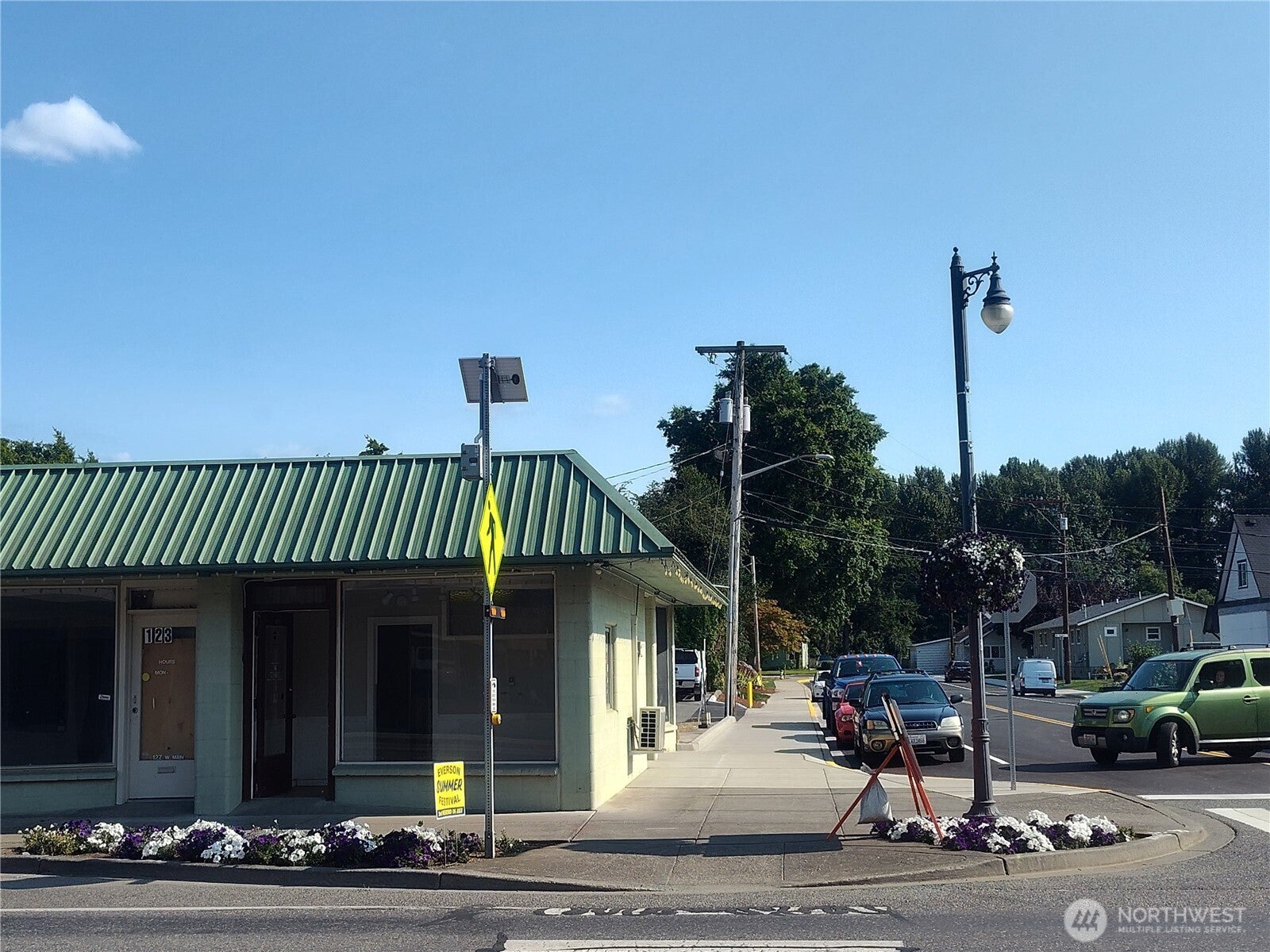 123 W Main Street